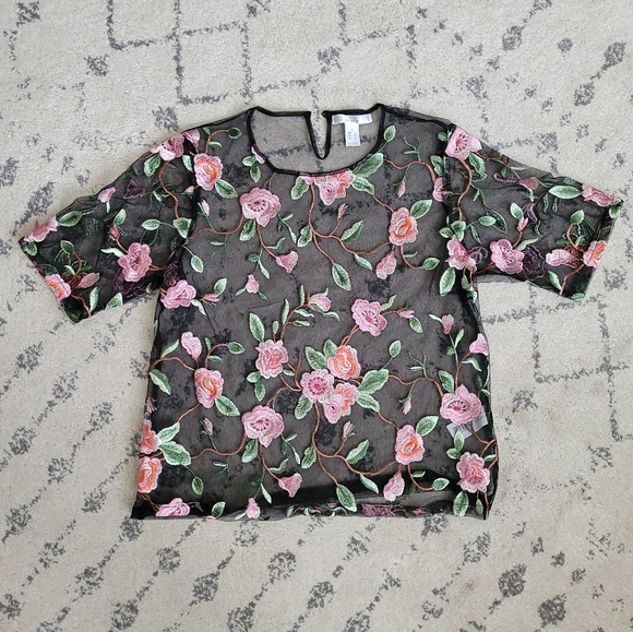Streetwear Society Sheer Mesh Floral Top - Picture 1 of 3